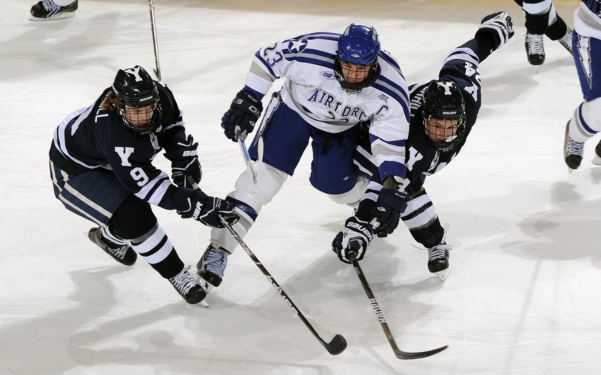 开云娱乐-意大利足球赛事将引进新科技，提升比赛体验，意大利足球技术